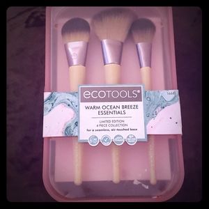 Ecotools 3-piece makeup brush set
